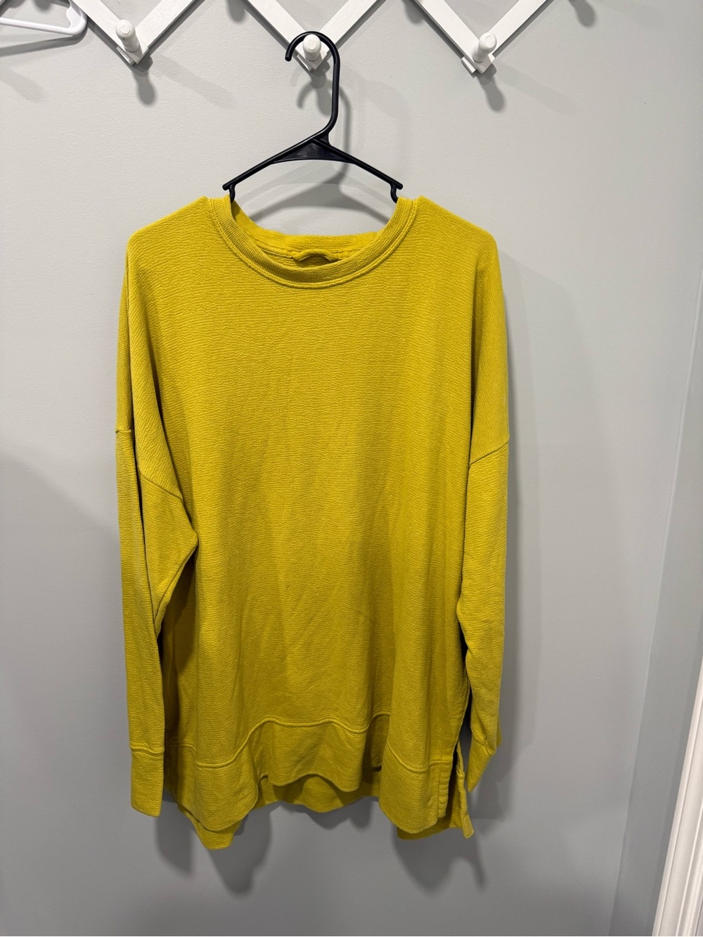 Aerie crewneck size XL